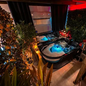 https://rouge-suite.sicilyhotelsitaly.net